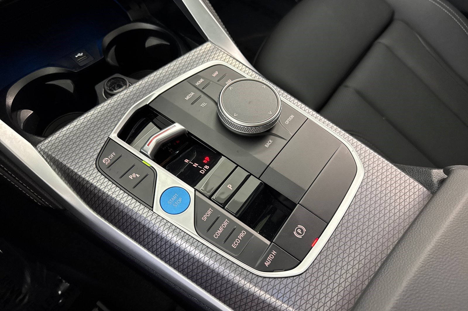 Used 2024 BMW i4 eDrive40 w/ M Sport Package RWD image 18