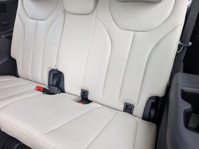 Used 2022 Hyundai Palisade SEL w/ 8P Bench Seat Package FWD image 20