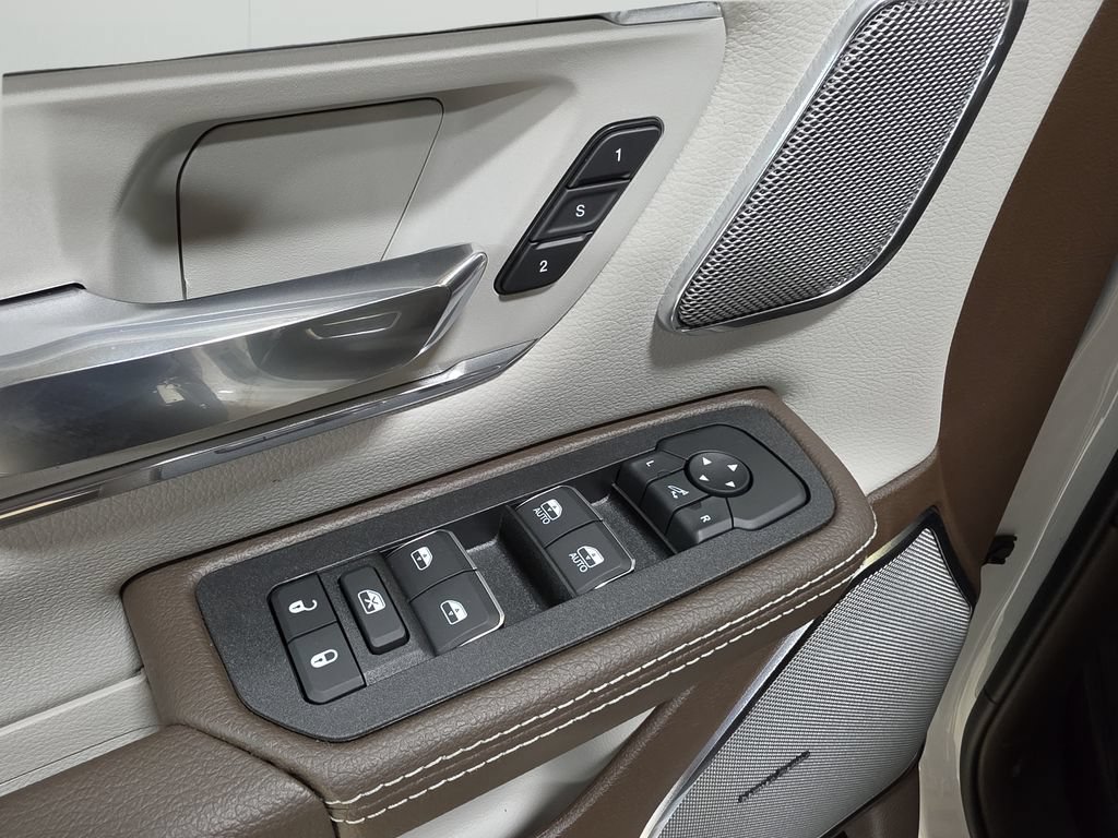 New 2027 RAM 1500 Laramie w/ Advanced Safety Group II AWD/4WD image 14