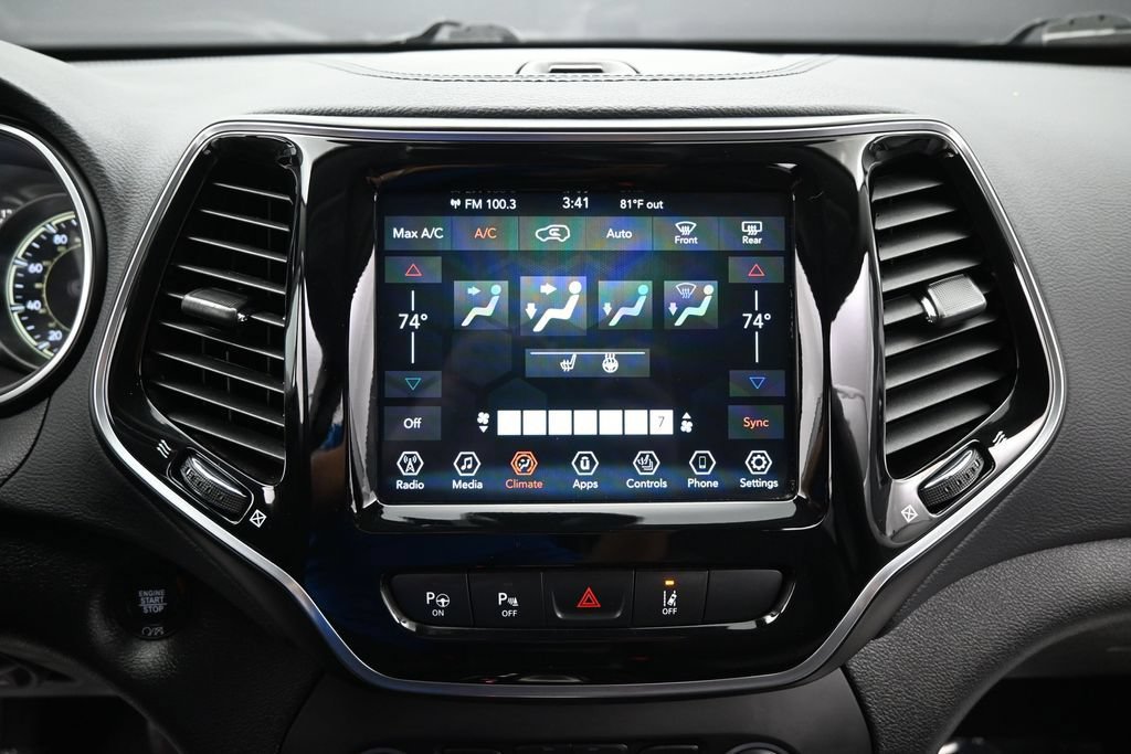 Used 2021 Jeep Cherokee Limited AWD/4WD image 18