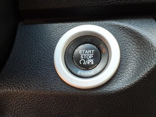 Used 2015 RAM 1500 Sport w/ Convenience Group AWD/4WD image 19
