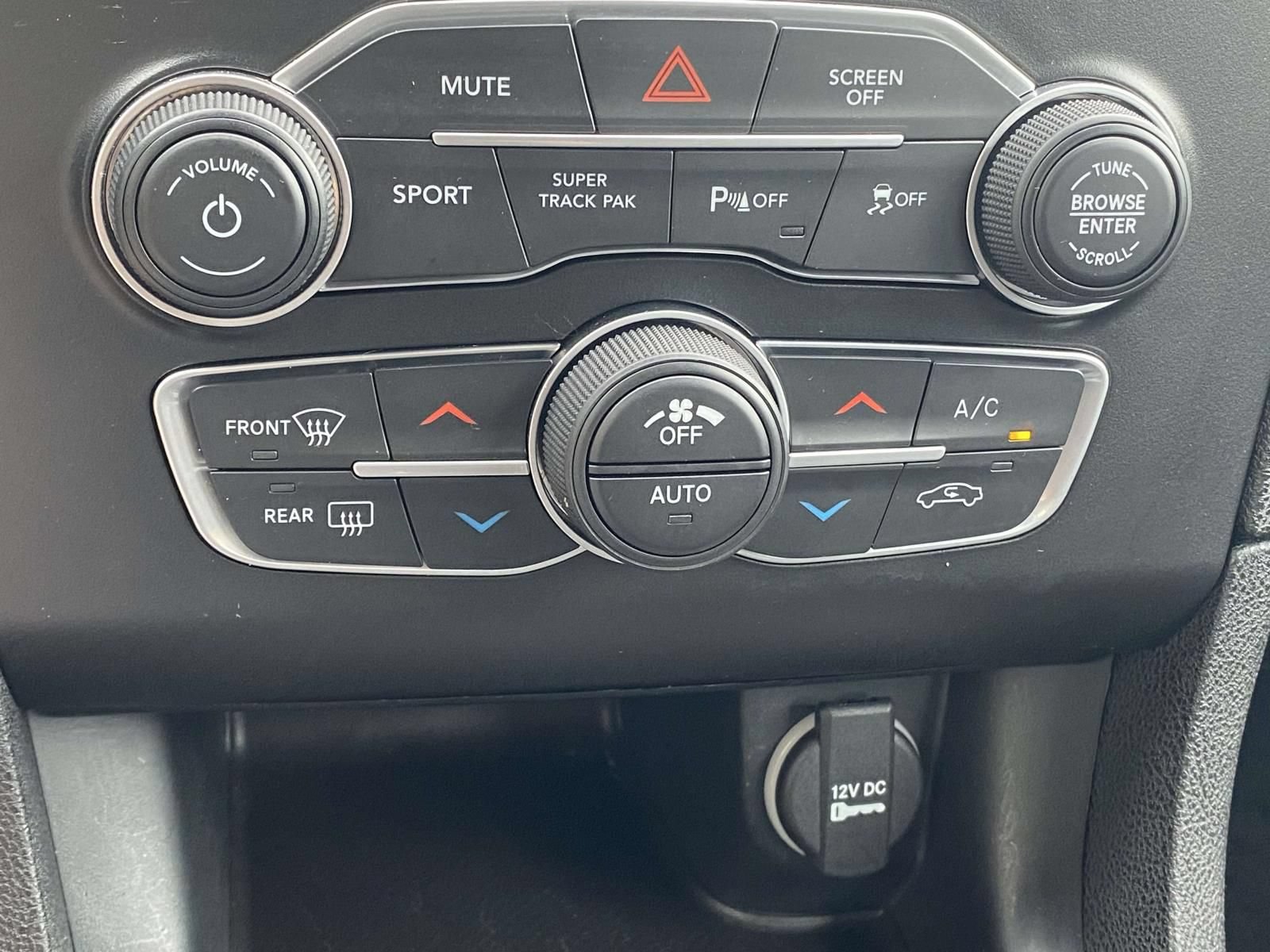 Used 2023 Dodge Charger R/T w/ Navigation & Travel Group RWD image 31