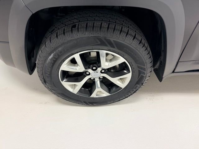 Used 2015 Jeep Cherokee Trailhawk image 19