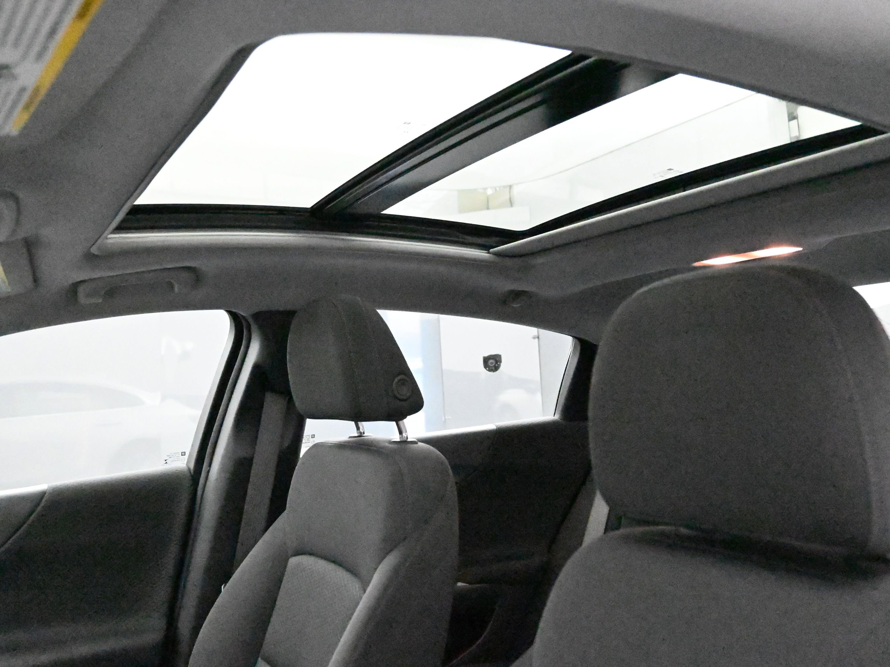 Used 2024 Chevrolet Malibu LT image 21