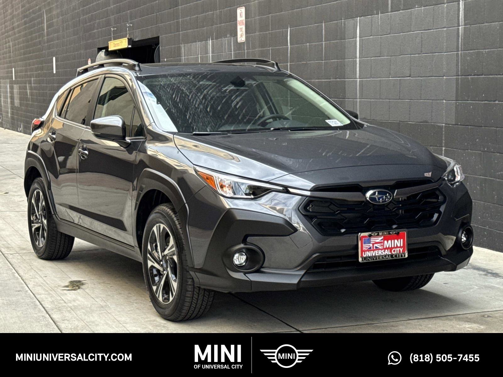 Used 2025 Subaru Crosstrek 2.0i Premium image 1