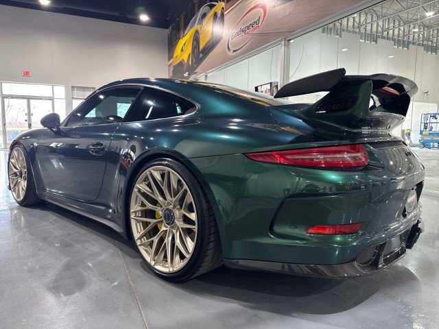 Used 2015 Porsche 911 GT3 w/ Sound Package Plus image 30