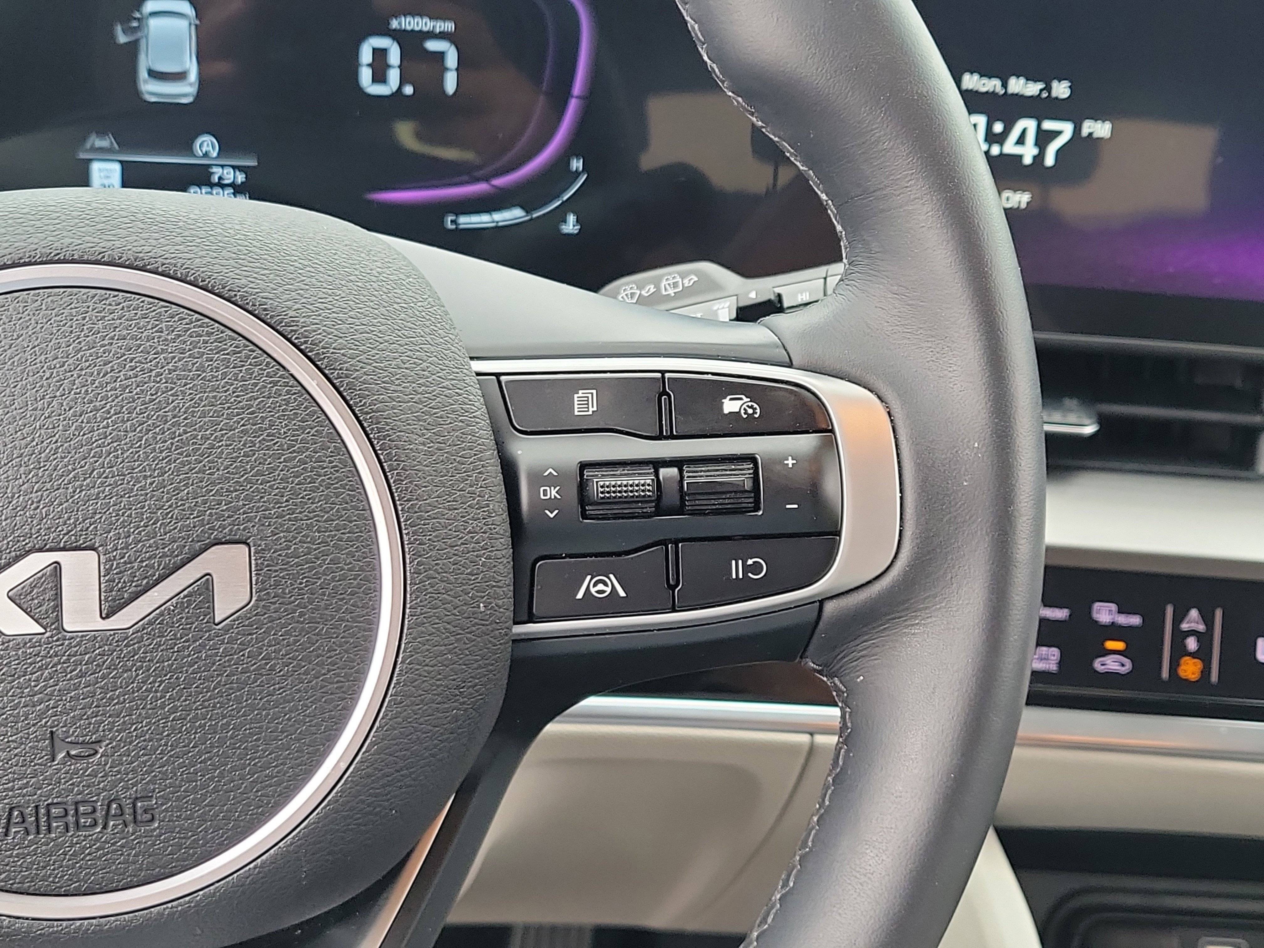 Used 2023 Kia Sportage EX image 24