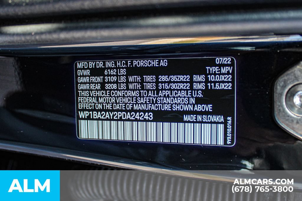 Used 2023 Porsche Cayenne Coupe w/ Premium Package AWD/4WD image 43