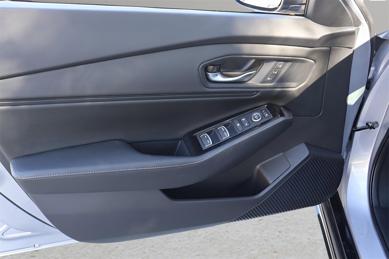 Used 2024 Honda Accord Touring image 11