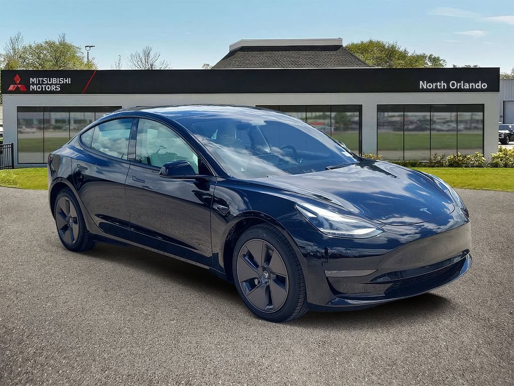 Used 2023 Tesla Model 3 Standard Range RWD image 4