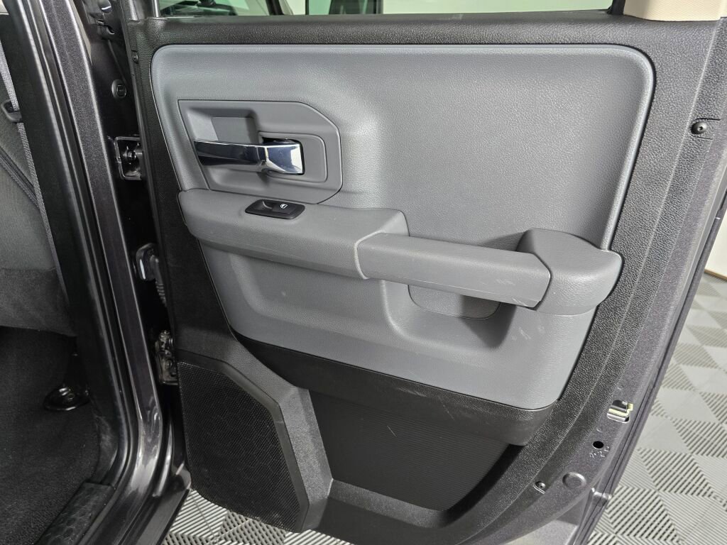 Used 2024 RAM 1500 Classic SLT image 36