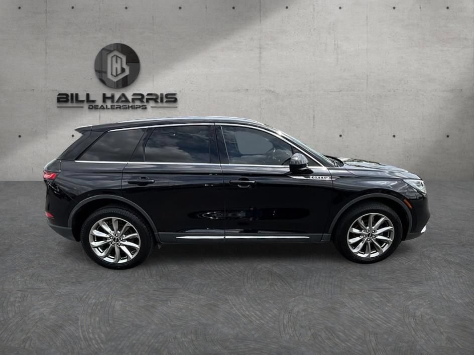 Used 2020 Lincoln Corsair AWD w/ Premium Package image 4