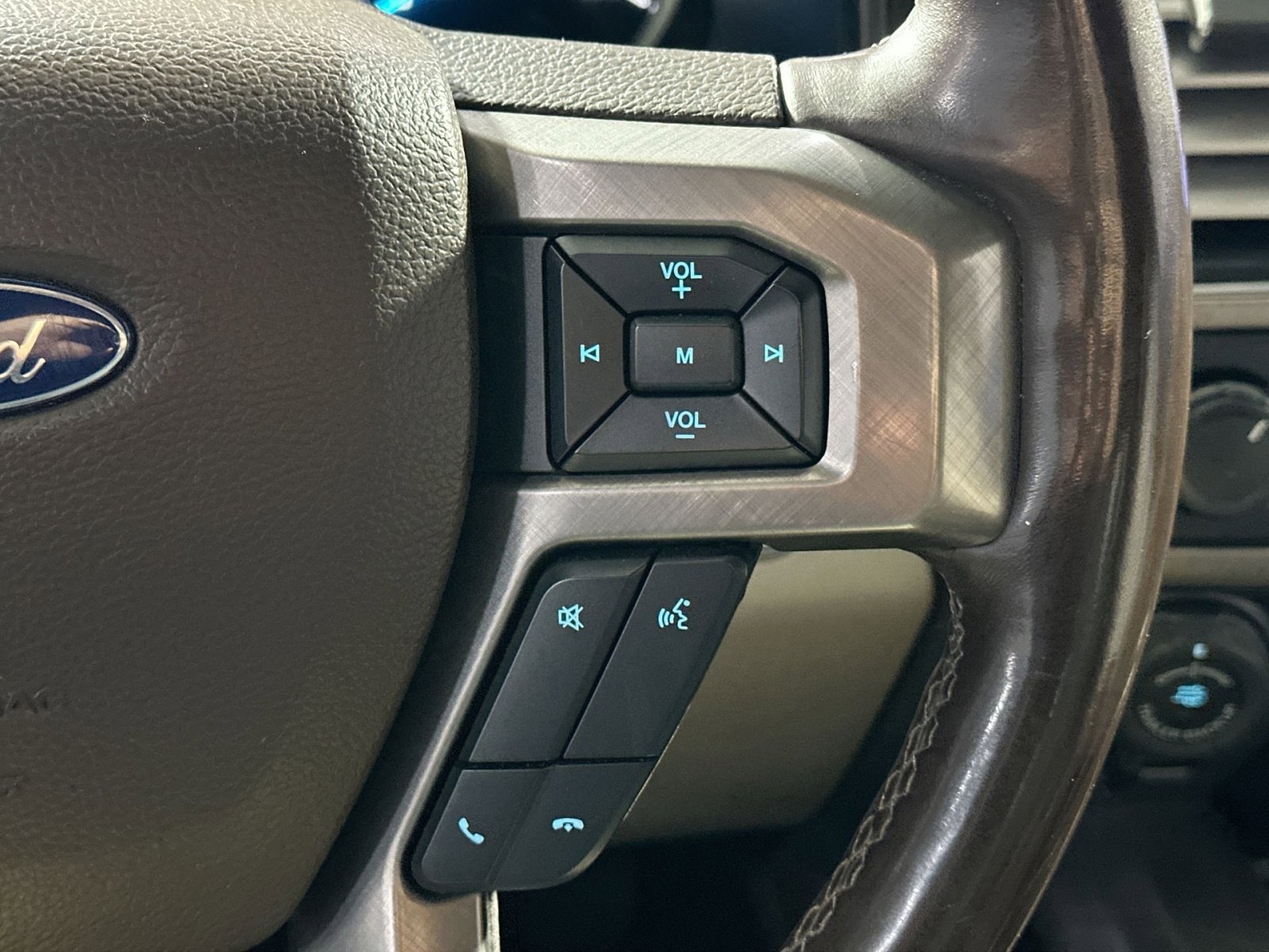 Used 2019 Ford F150 Limited w/ Trailer Tow Package image 20