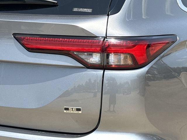 Used 2023 Mitsubishi Outlander SE Black Edition AWD/4WD image 7