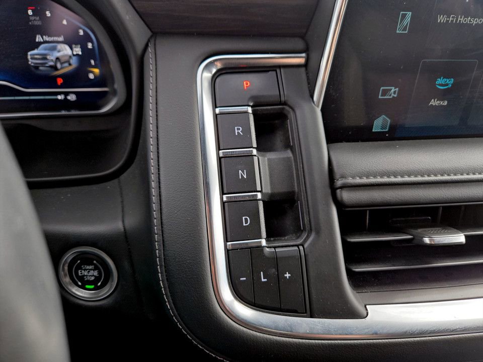 Used 2023 Chevrolet Tahoe LT w/ Luxury Package image 24