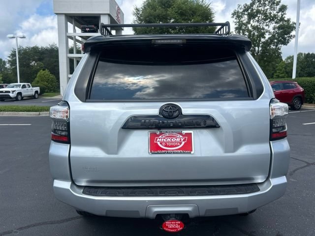 Used 2020 Toyota 4Runner Venture AWD/4WD image 8