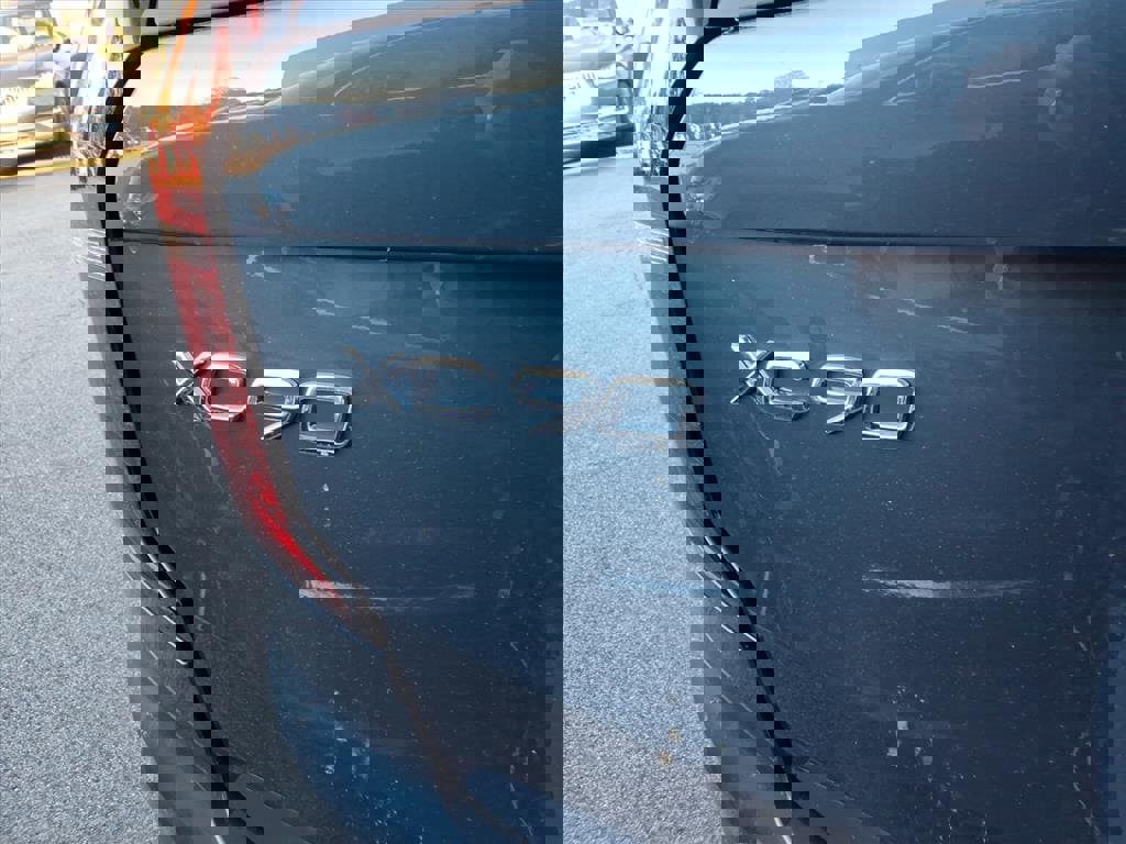 New 2026 Volvo XC90 T8 Ultra w/ Protection Package Premier image 5