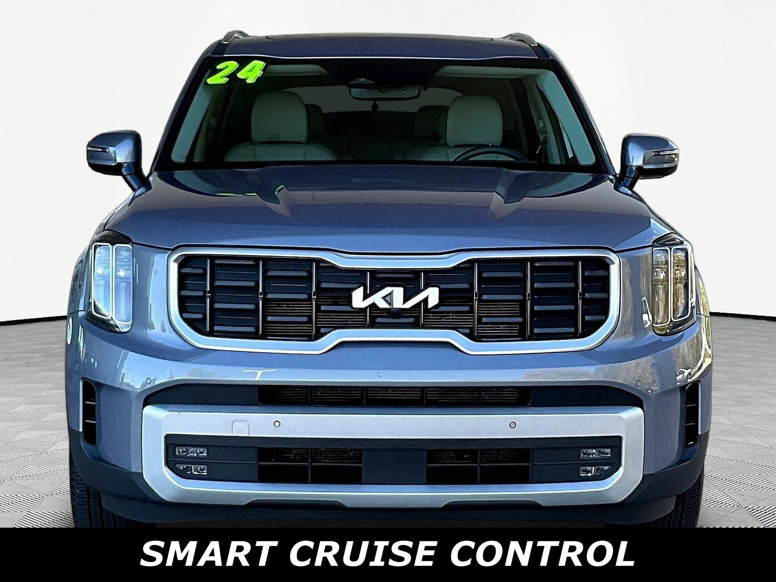 Used 2024 Kia Telluride SX FWD image 2