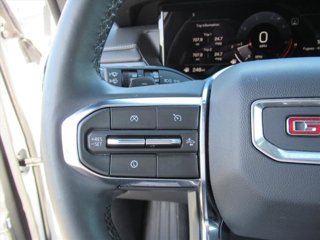 Used 2025 GMC Acadia Elevation FWD image 22