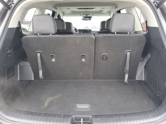 Used 2024 Kia Telluride EX w/ EX Captain's Chair Package image 8