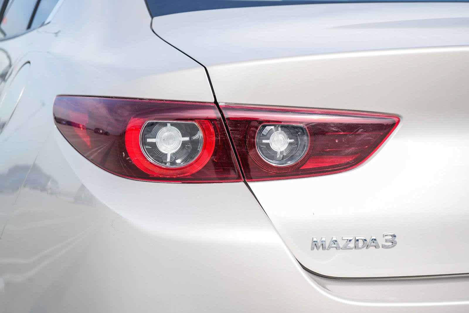 Used 2025 MAZDA MAZDA3 s FWD image 9