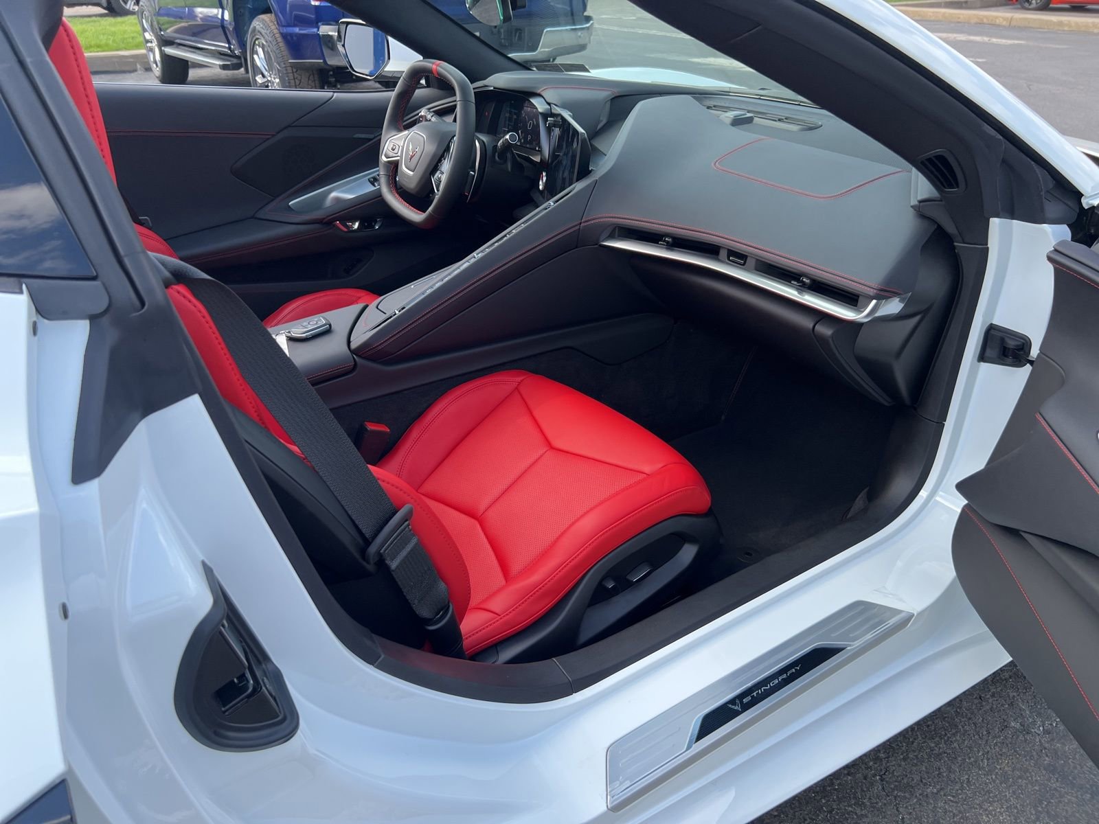 Used 2023 Chevrolet Corvette Stingray Coupe w/ Z51 Performance Package image 35