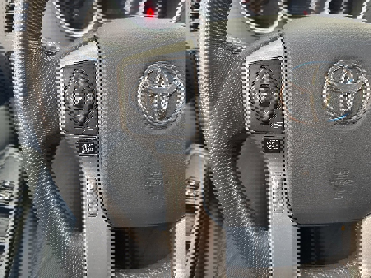 Used 2015 Toyota Tacoma 4x4 Double Cab image 18