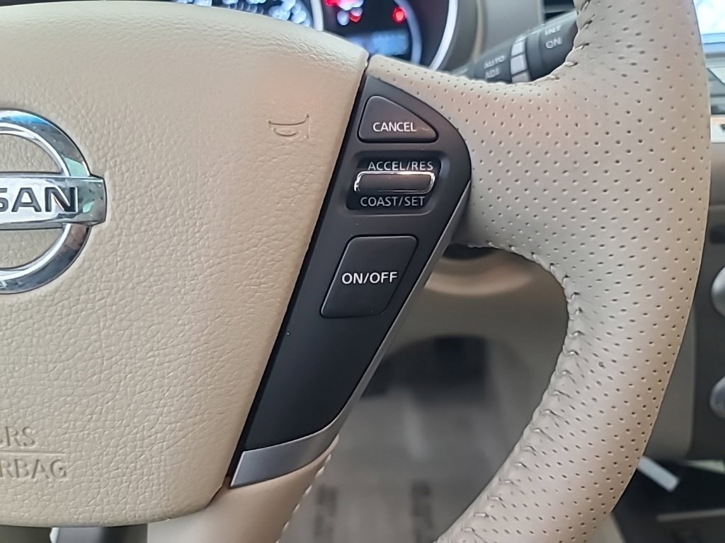 Used 2014 Nissan Murano LE w/ Platinum Edition Package AWD/4WD image 31