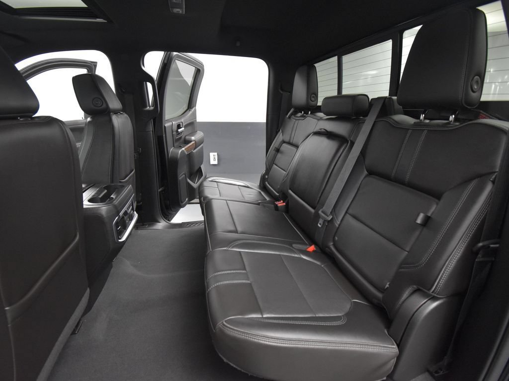 Used 2019 Chevrolet Silverado 1500 High Country AWD/4WD image 31