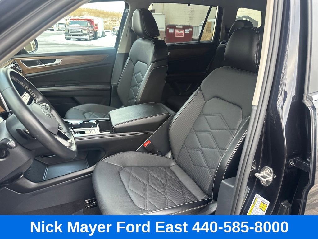 Used 2024 Volkswagen Atlas SE image 37