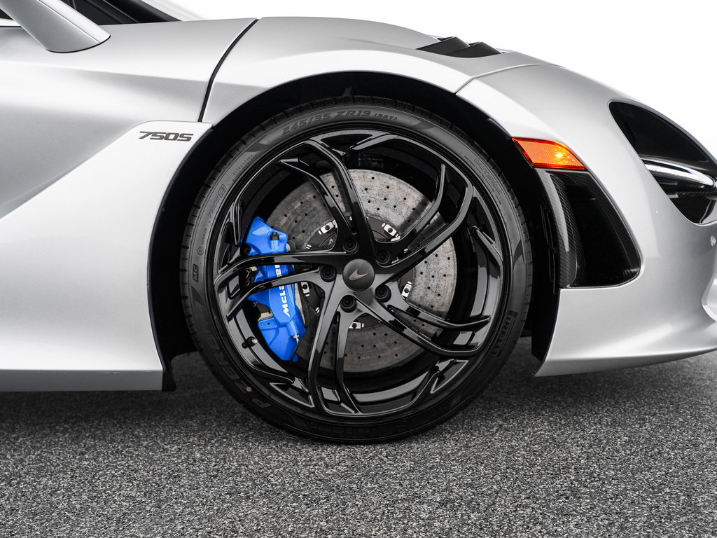 New 2027 McLaren 750S RWD image 36