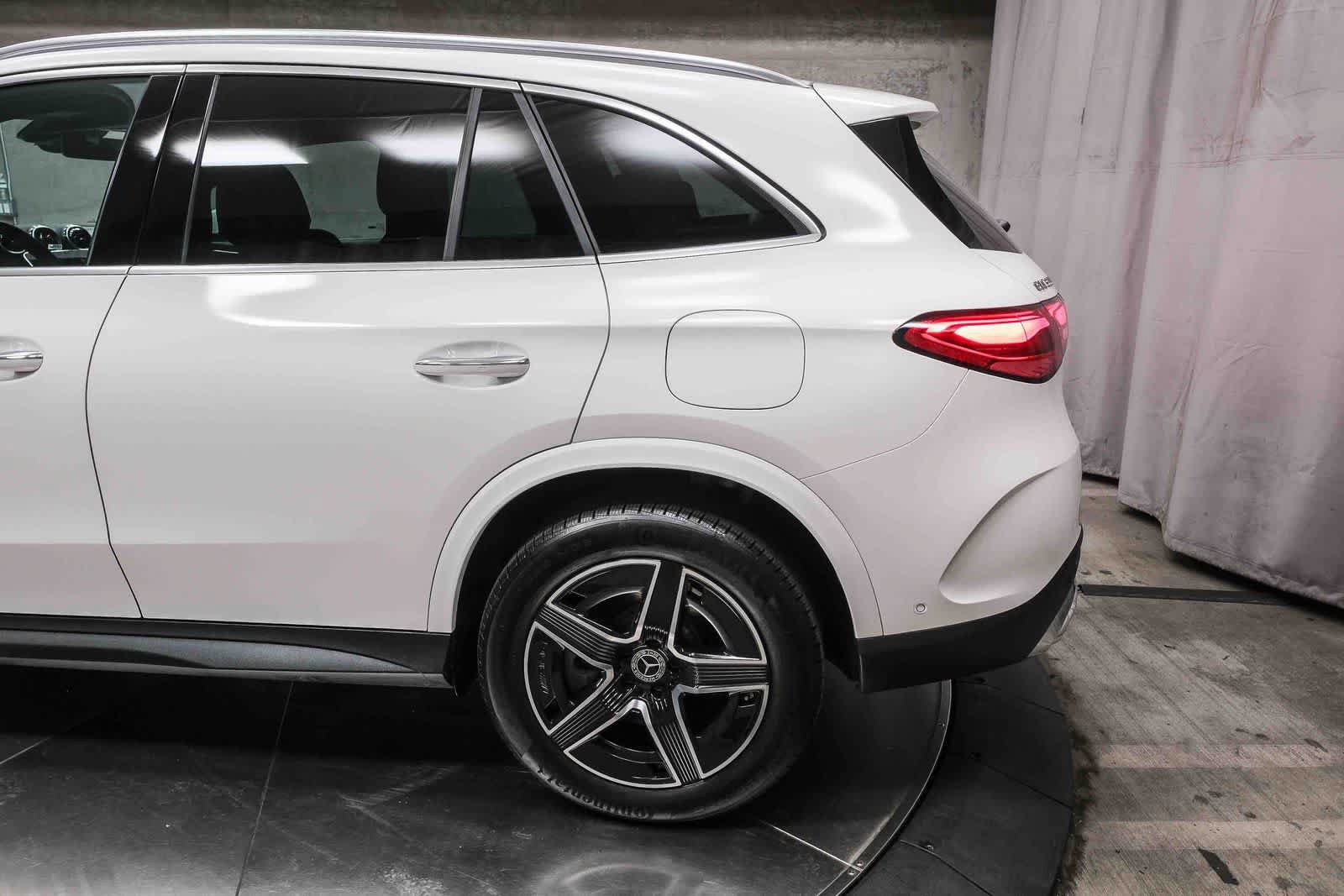 Certified 2025 Mercedes-Benz GLC 350e 4MATIC image 8