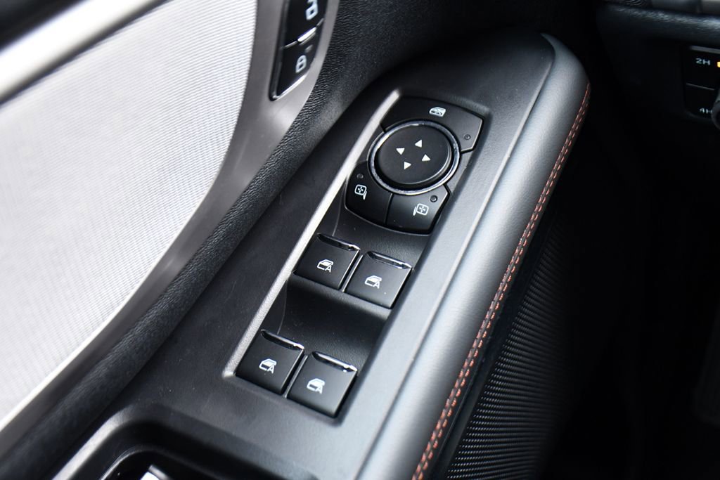 Used 2025 Ford Expedition Active image 27