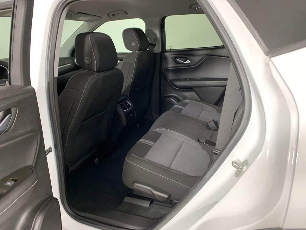 Used 2025 Chevrolet Blazer LT image 31