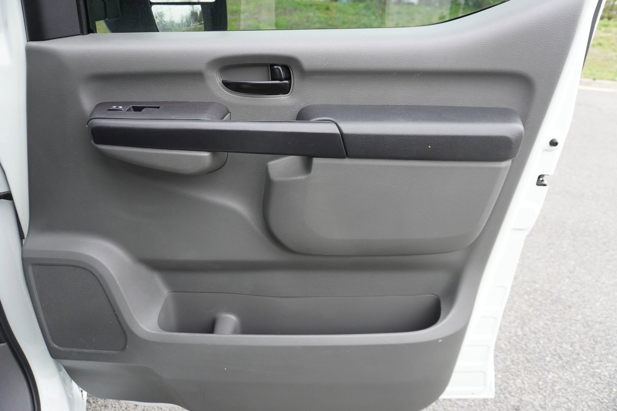 Used 2017 Nissan NV 2500 S w/ Power Basic Package image 19