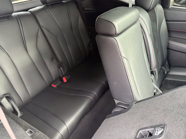 Used 2024 Acura MDX A-Spec AWD/4WD image 11