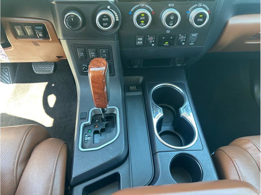 Used 2019 Toyota Sequoia Platinum AWD/4WD image 19