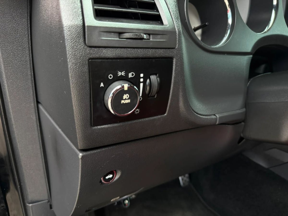 Used 2013 Dodge Challenger SRT8 w/ Harman Kardon Audio Group RWD image 35