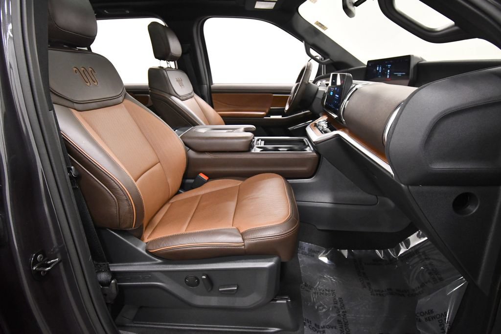 Used 2025 Ford Expedition King Ranch AWD/4WD image 19