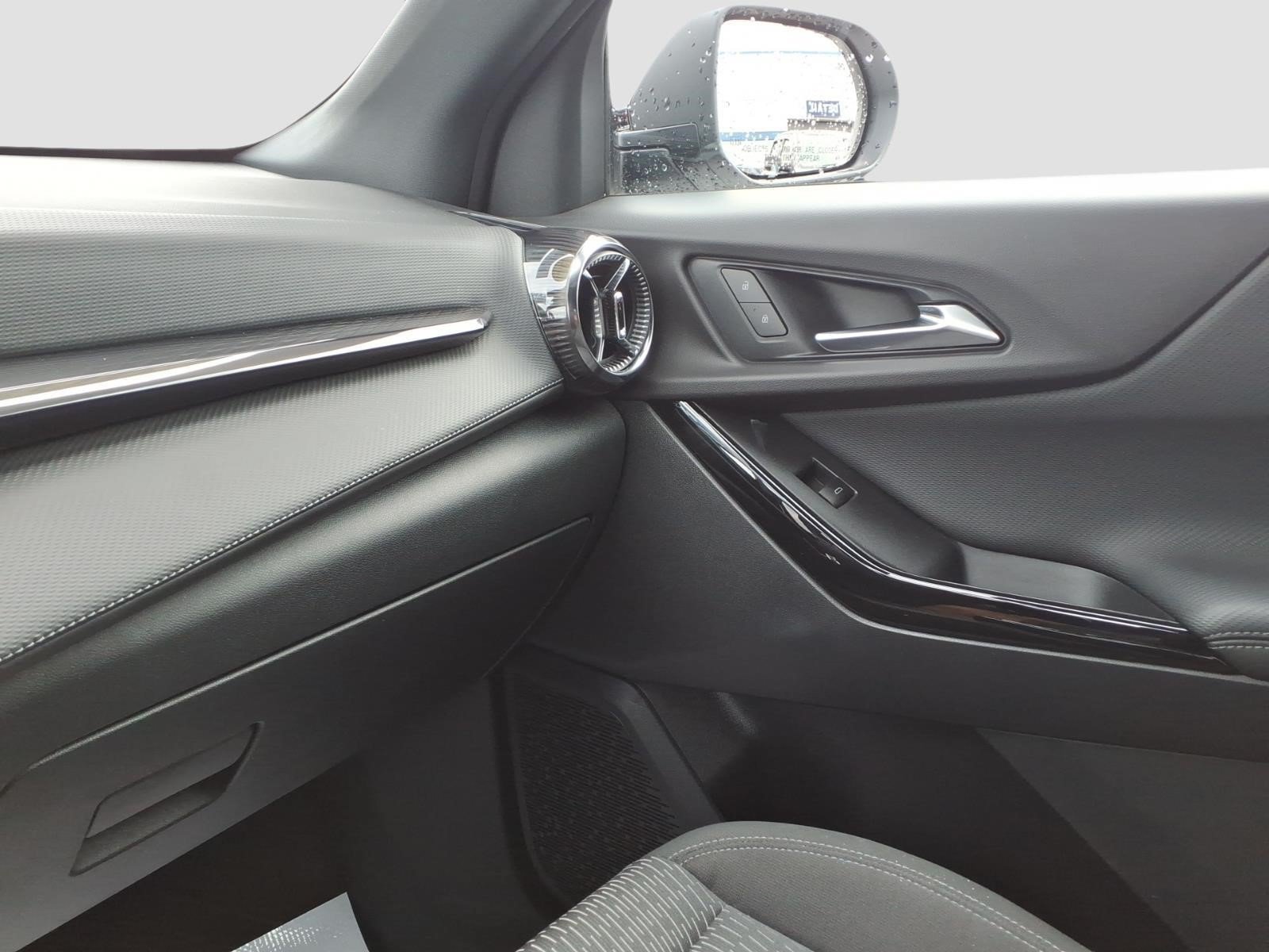 Used 2026 Chevrolet Equinox LT w/ Midnight Edition AWD/4WD image 21