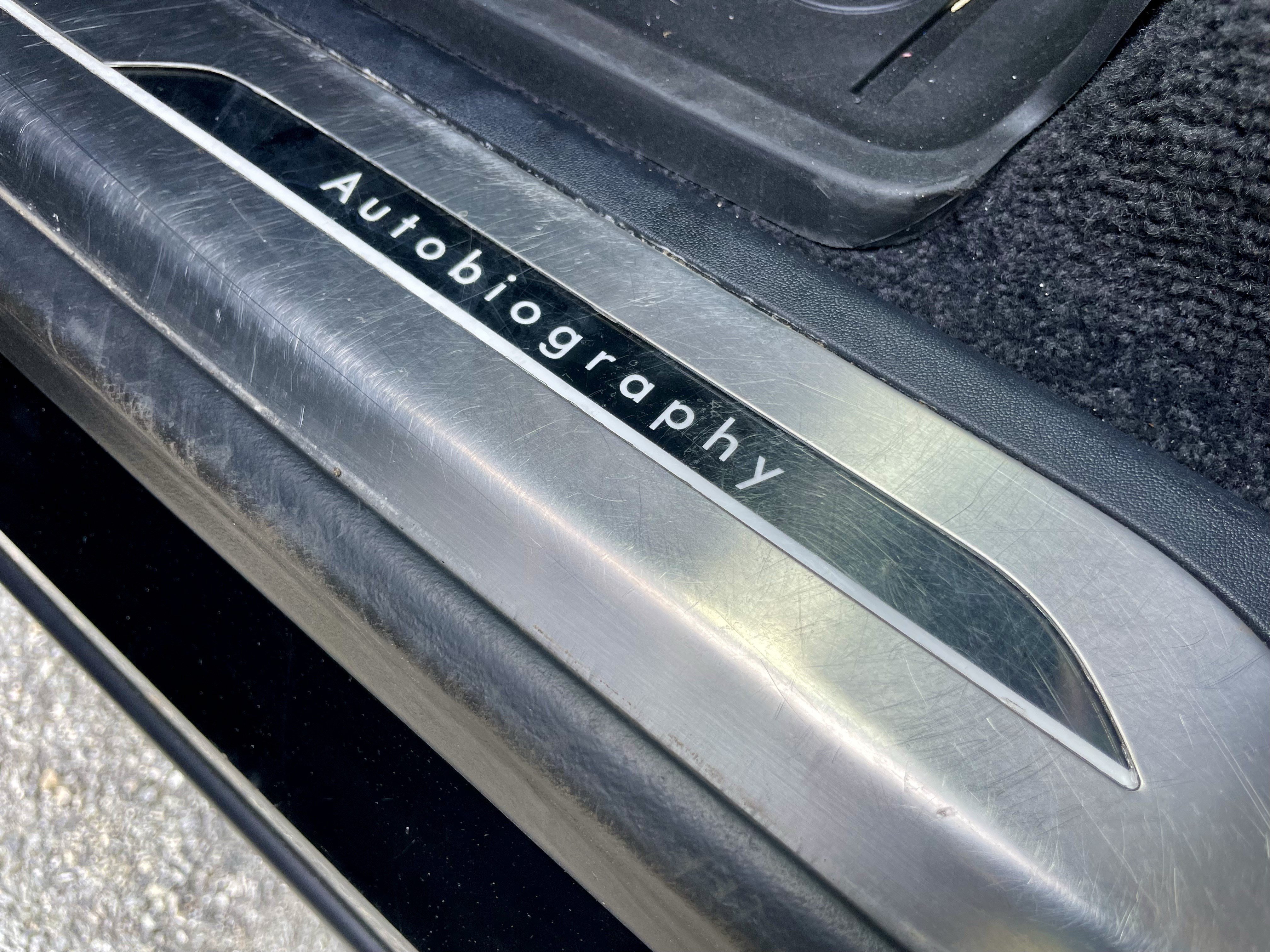 Used 2024 Land Rover Range Rover Autobiography AWD/4WD image 40