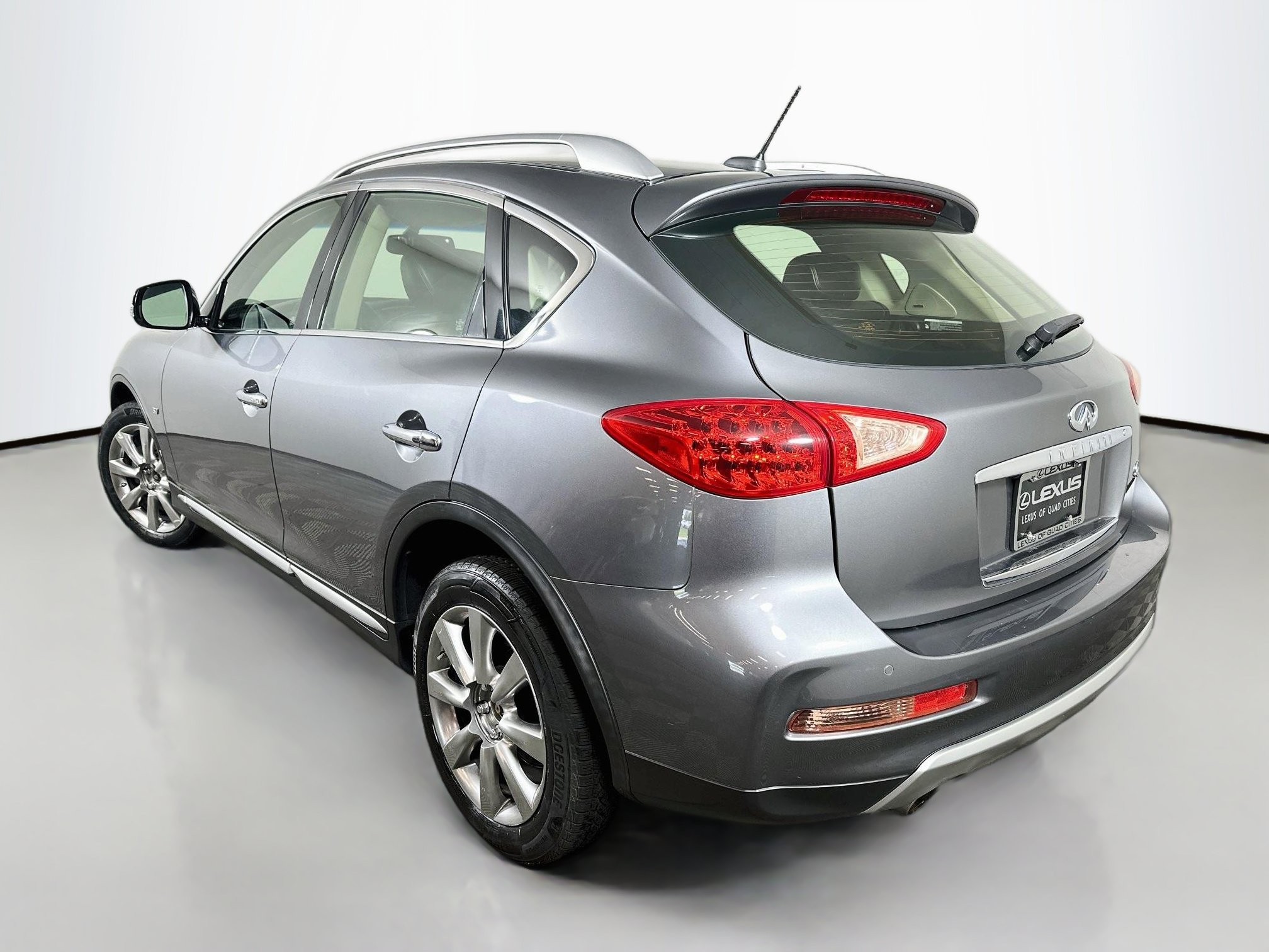 Used 2017 INFINITI QX50 AWD w/ Premium Plus Package image 5