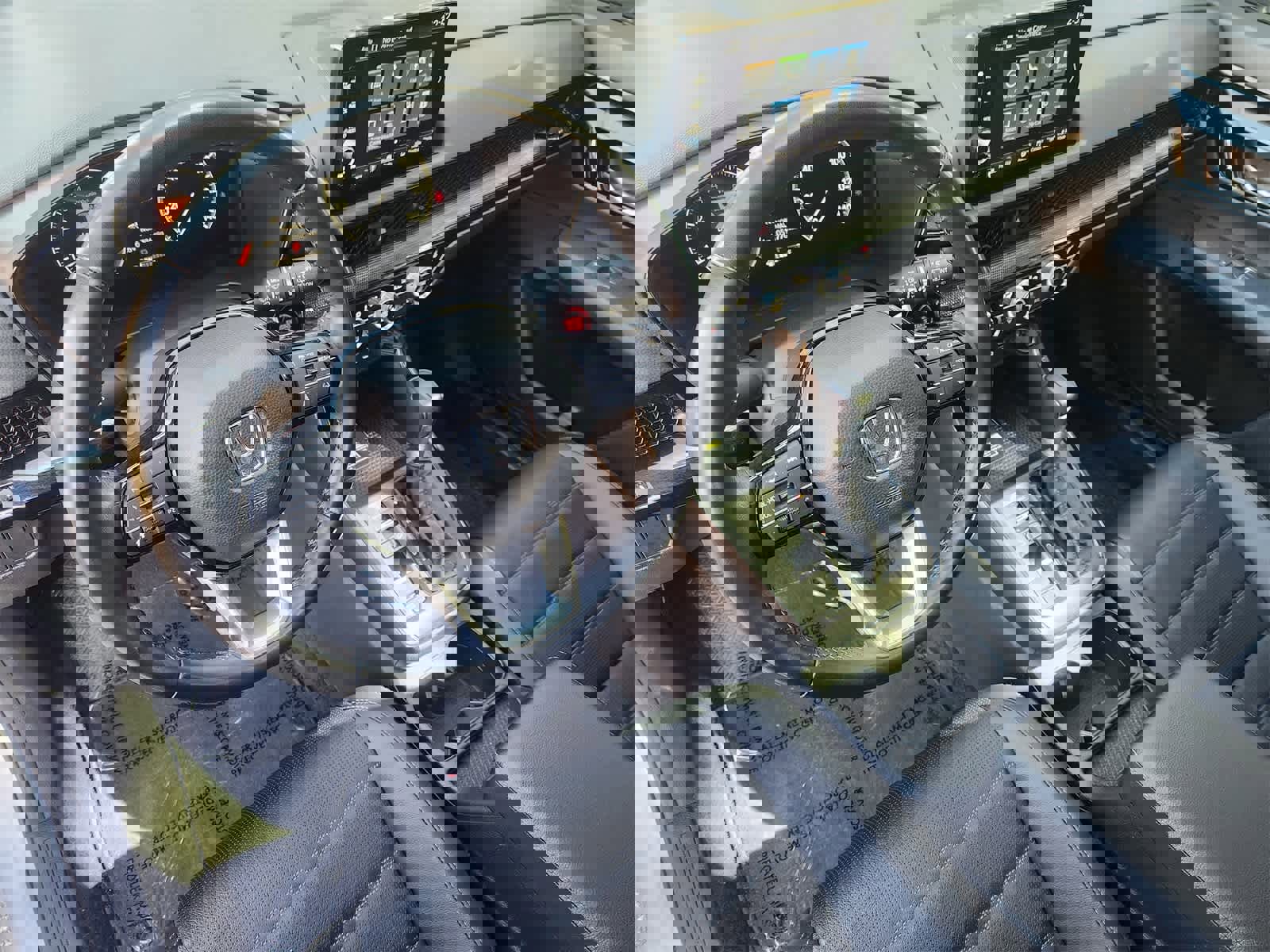 Used 2025 Honda CR-V EX-L image 2