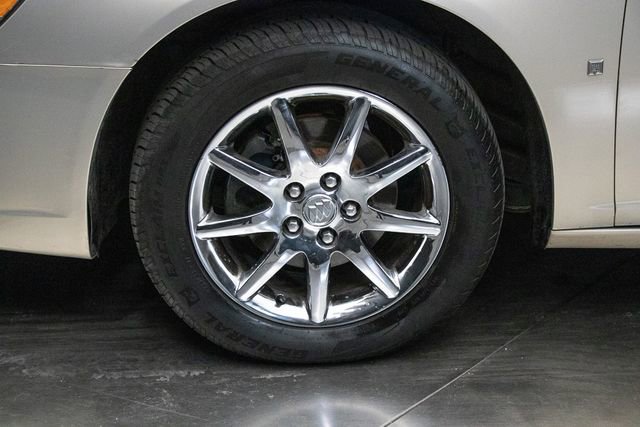 Used 2008 Buick Lucerne CXL w/ Driver Confidence Package image 8