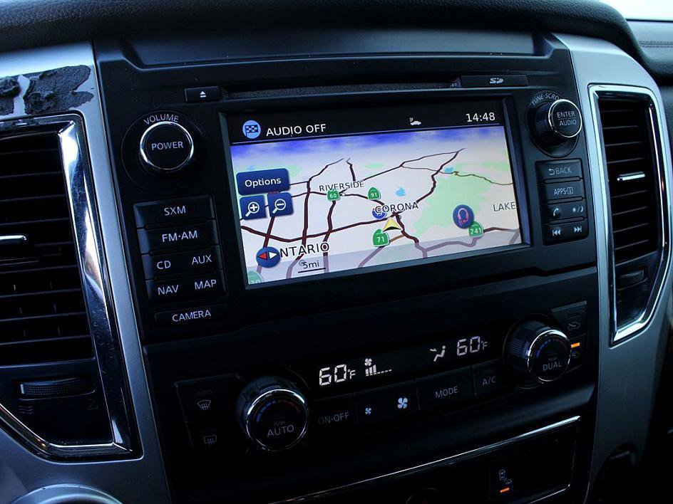 Used 2016 Nissan Titan SL image 31