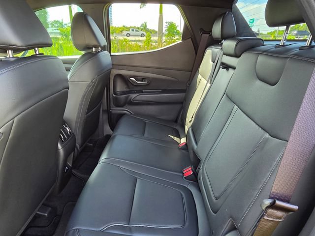 Used 2025 Hyundai Santa Cruz SEL FWD image 19