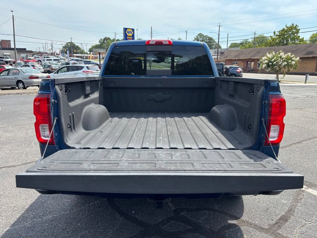 Used 2017 Chevrolet Silverado 1500 High Country RWD image 11