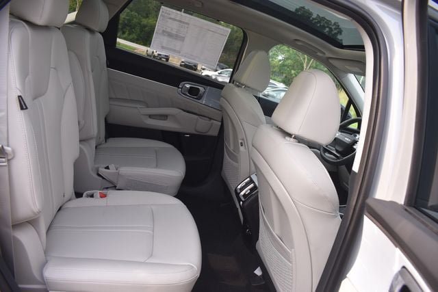 New 2026 Kia Sorento SX AWD/4WD image 17