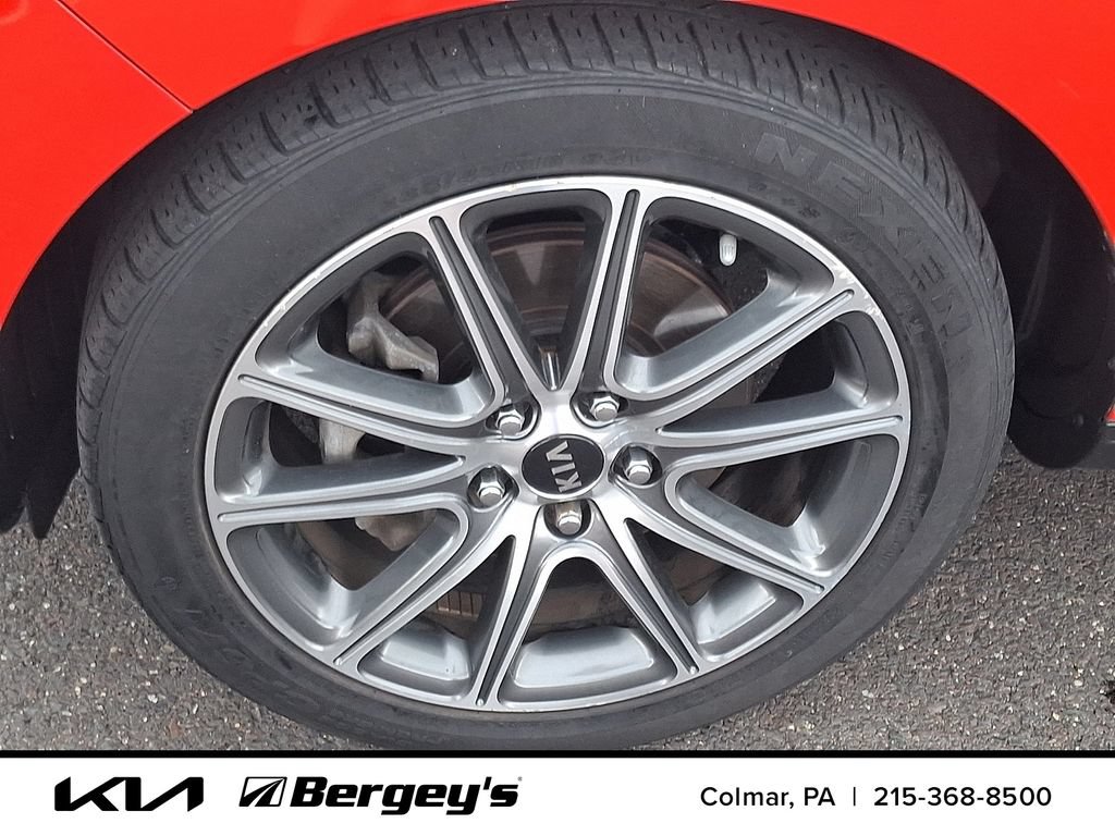 Used 2017 Kia Soul ! w/ Tech Package FWD image 10