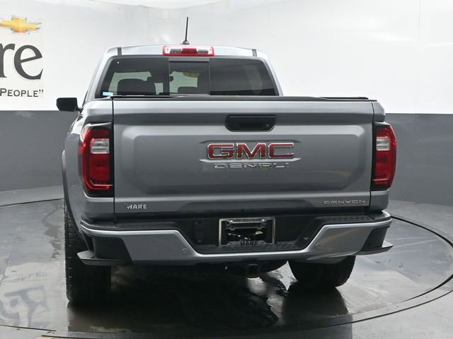 Used 2024 GMC Canyon Denali image 34